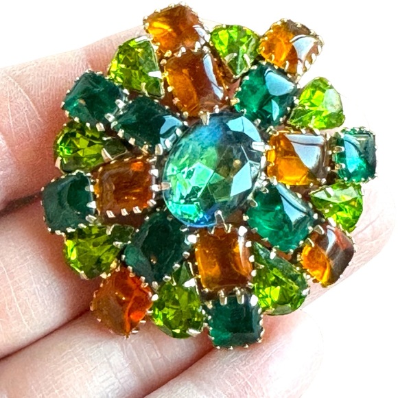 Vintage C1960s Crystal green amber brooch LG Juliana ? - Picture 5 of 13